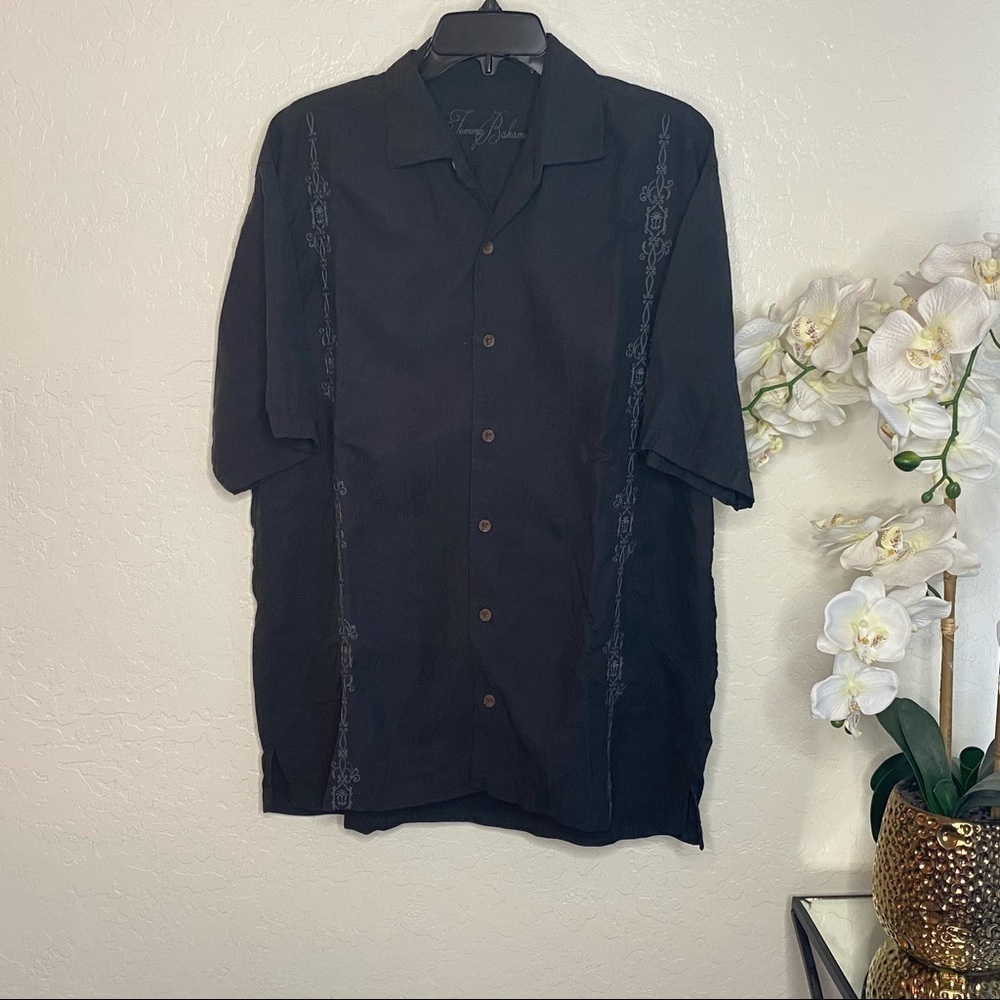 Tommy Bahama Silk Men's Camp Embroidered Shirt - L